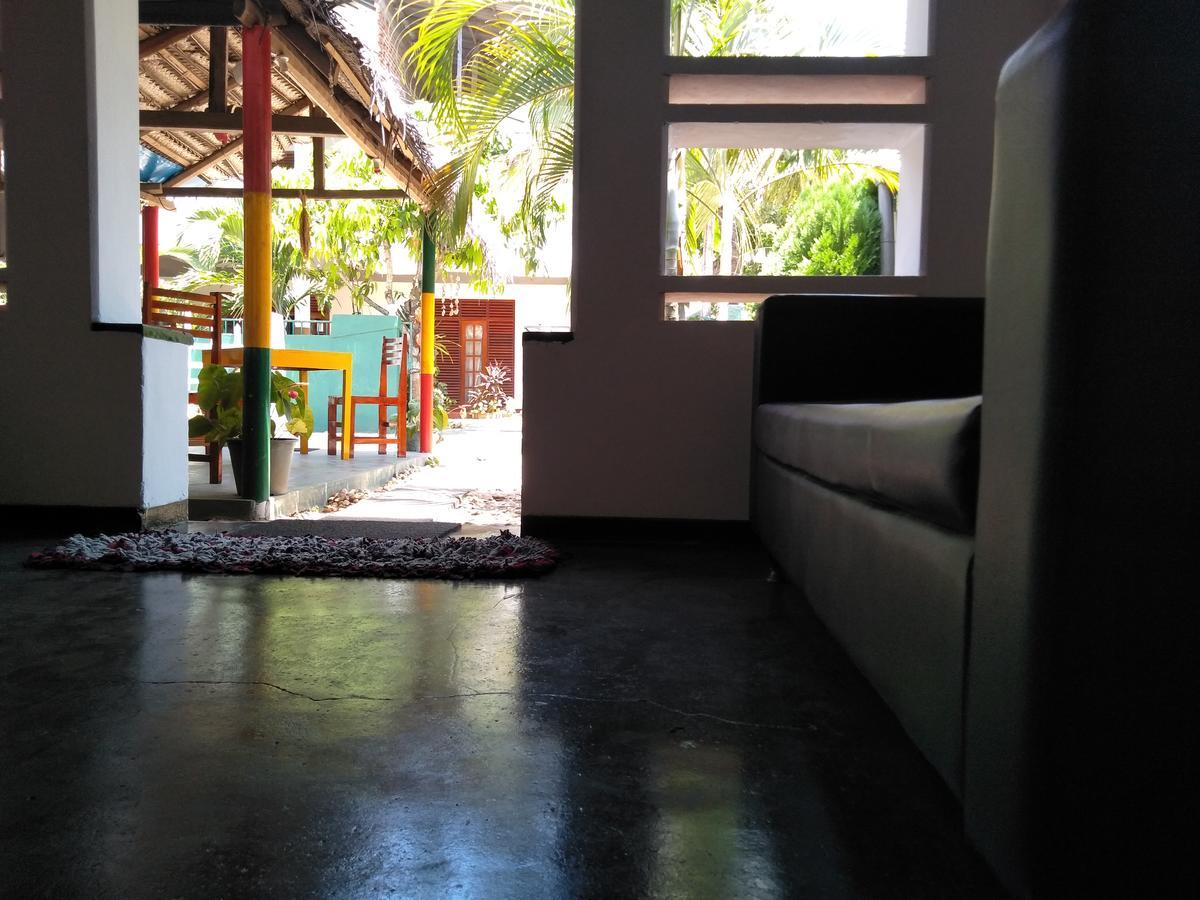 Viraj'S Garden Hotel แทนกาลเล ภายนอก รูปภาพ